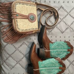 Cowgirl Purse and Ariat boot bundle.